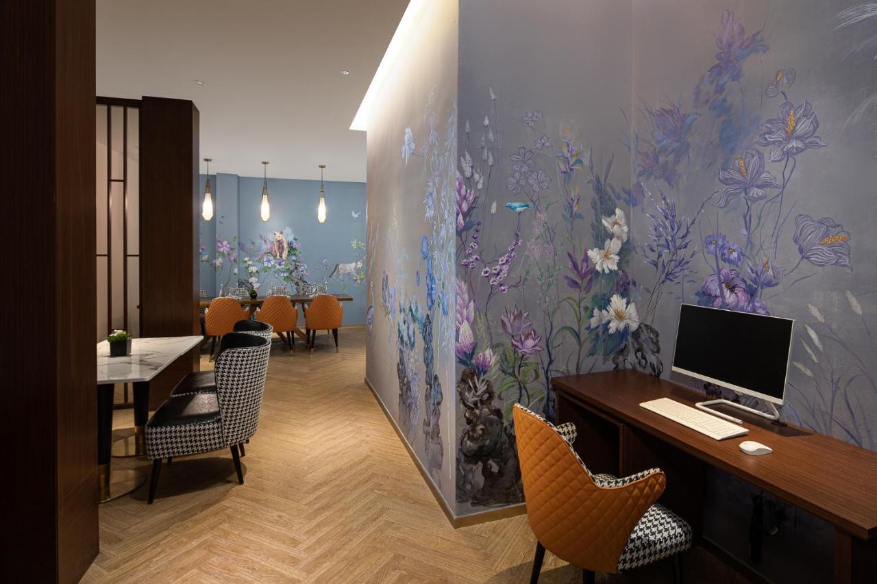 Kasion Pugis Hotel Yiwu  Exteriör bild