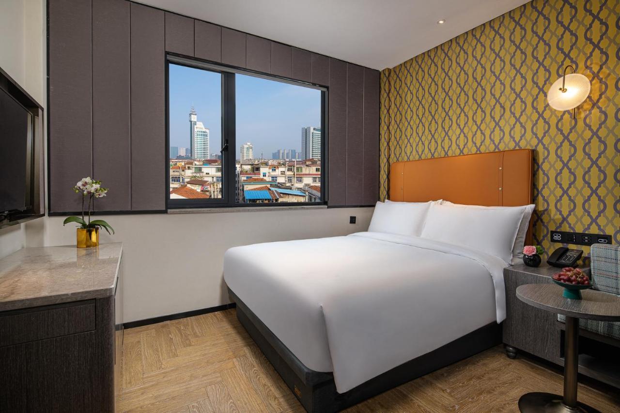 Kasion Pugis Hotel Yiwu  Exteriör bild