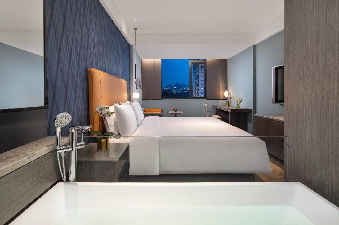 Kasion Pugis Hotel Yiwu  Exteriör bild